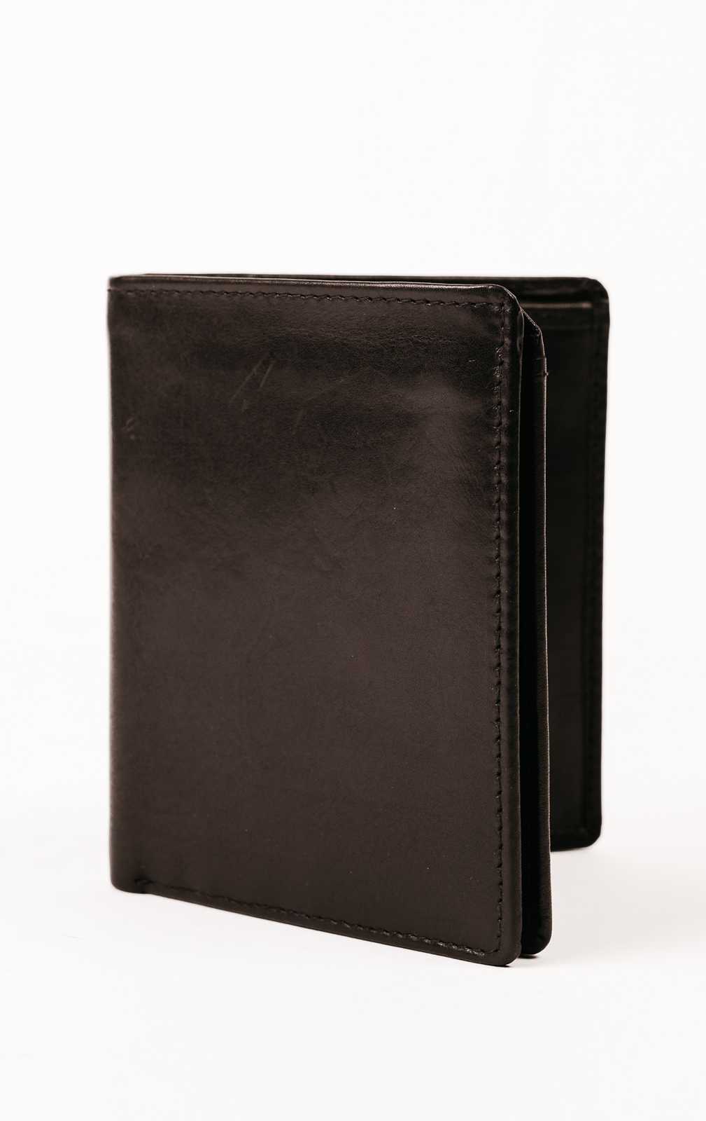 Black Leather RFID Wallet / Credit Card Holder at Dobell