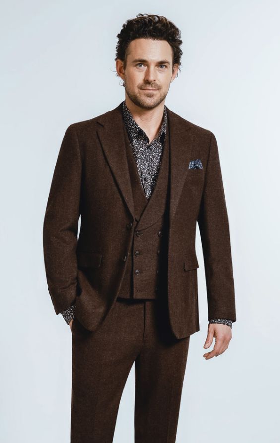 Tweed 3 piece suit vintage shop