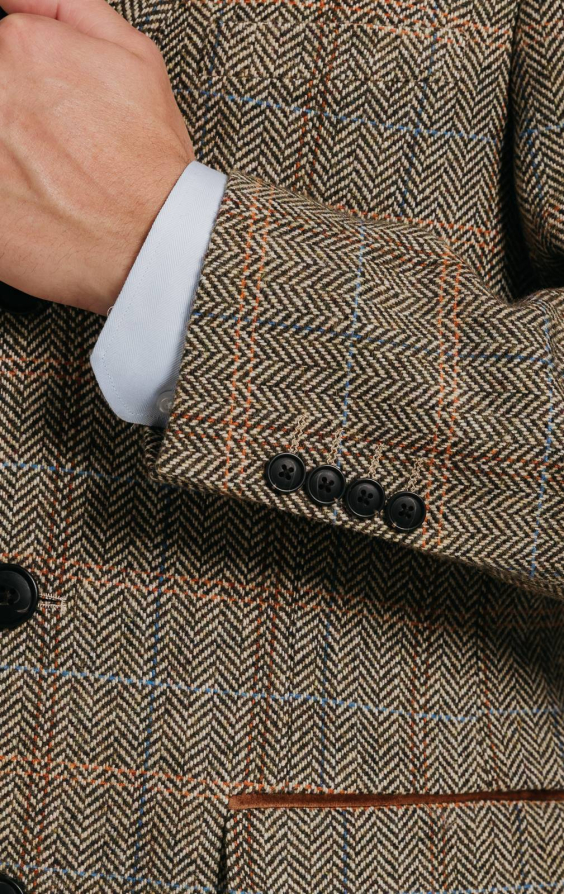 Brown and Blue Check Tweed Wool Blend Overcoat with Velvet Trim - photo 4 Brown and Blue Check Tweed Wool Blend Overcoat with Velvet Trim - photo 4