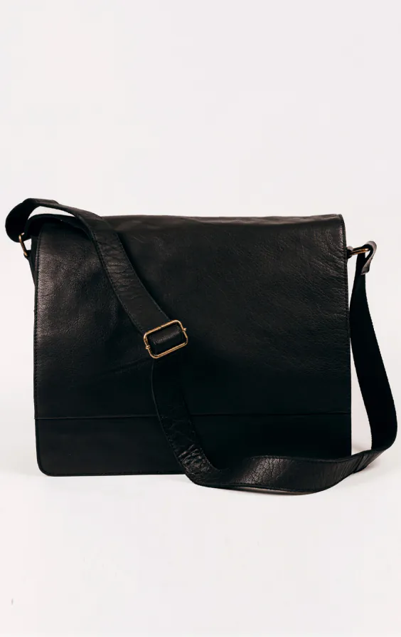 Black Leather Large Messenger Bag Black Leather Large Messenger Bag