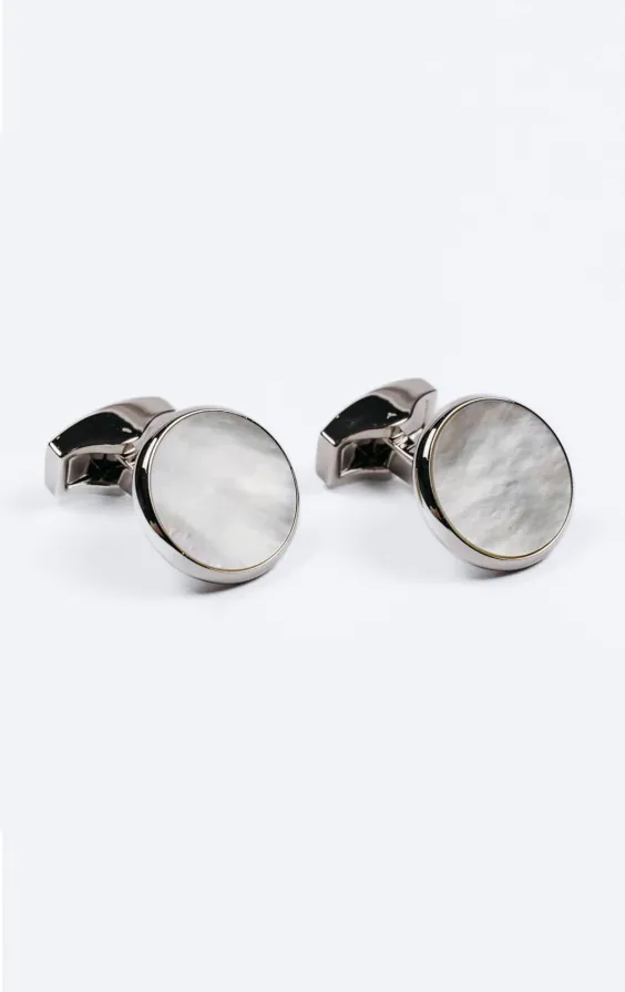 Silver Coloured Mother of Pearl Circle Cufflinks Silver Coloured Mother of Pearl Circle Cufflinks