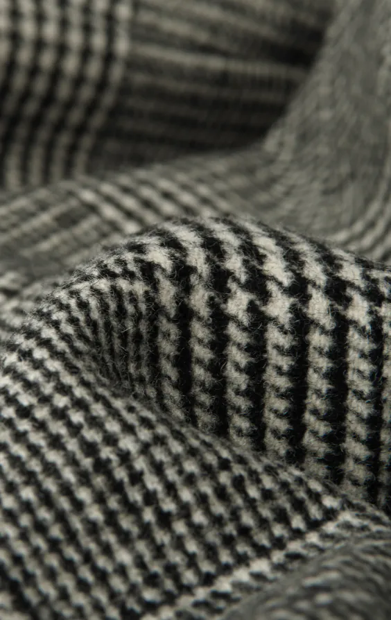 Black and Cream Prince of Wales Check Tweed Waistcoat - photo 3 Black and Cream Prince of Wales Check Tweed Waistcoat - photo 3