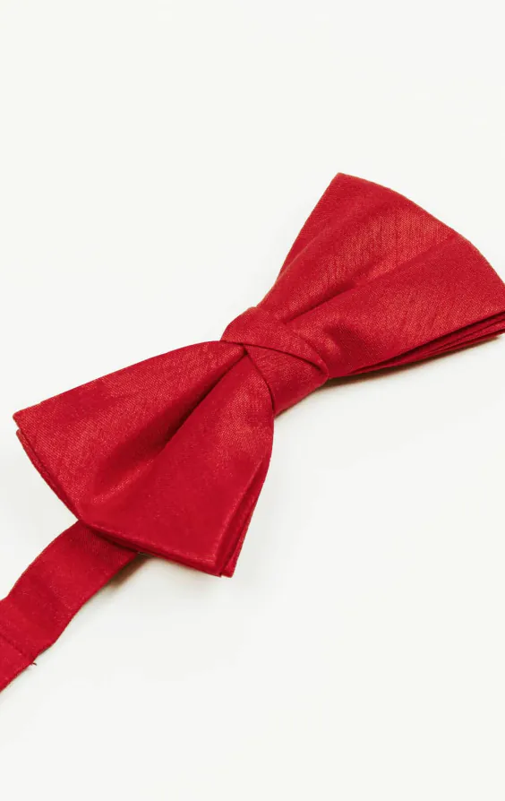 Crimson Red Dupion Bow Tie - photo 1 Crimson Red Dupion Bow Tie - photo 1