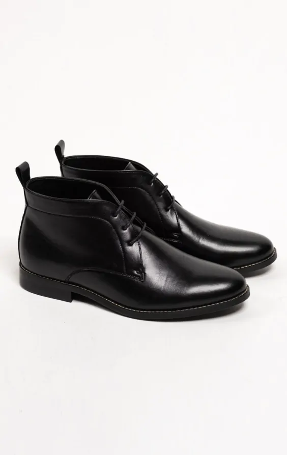 Black chukka deals