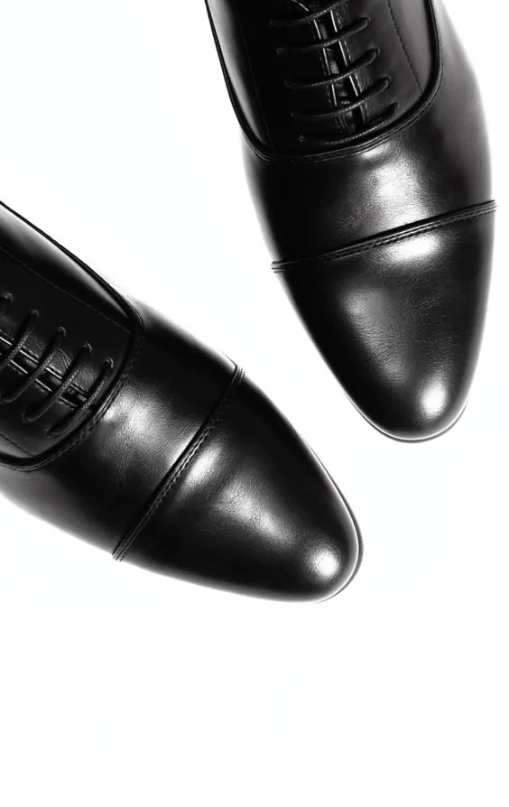 Black Plain Oxford Toecap Shoes - photo 1 Black Plain Oxford Toecap Shoes - photo 1