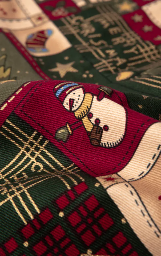 Green Vintage Christmas Print Waistcoat - Limited Edition - photo 3 Green Vintage Christmas Print Waistcoat - Limited Edition - photo 3
