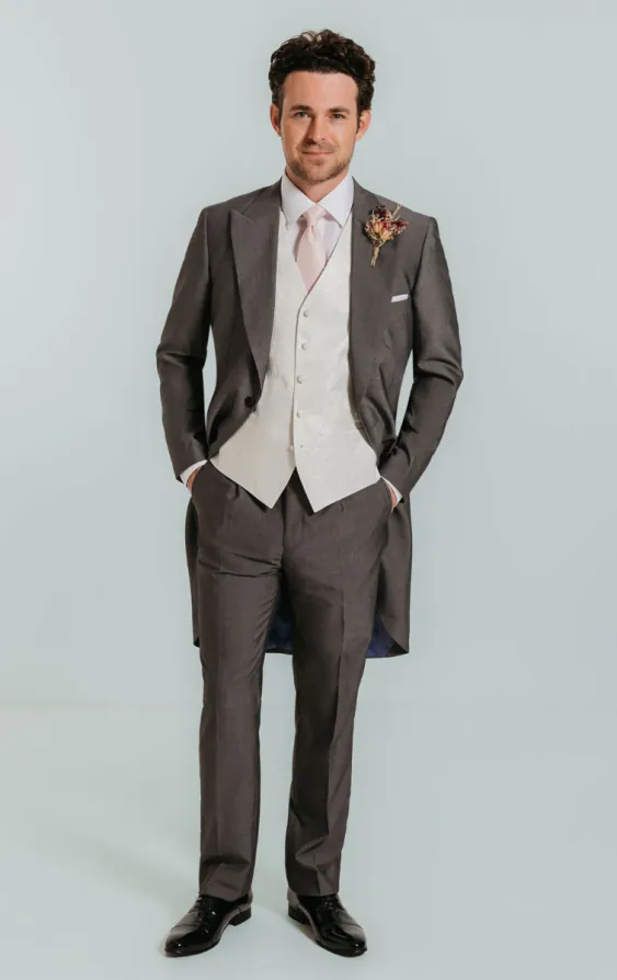 Silver Grey Morning Tailcoat - photo 1 Silver Grey Morning Tailcoat - photo 1