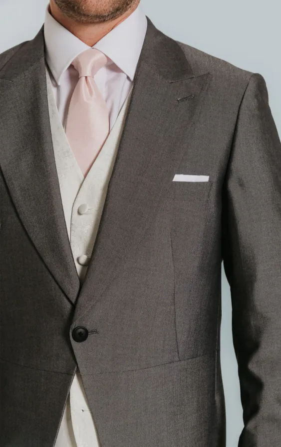 Silver Grey Morning Tailcoat - photo 4 Silver Grey Morning Tailcoat - photo 4