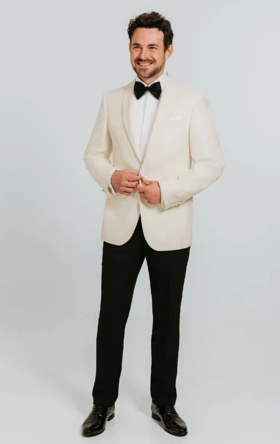 White Shawl Lapel Tuxedo thumbnail 2