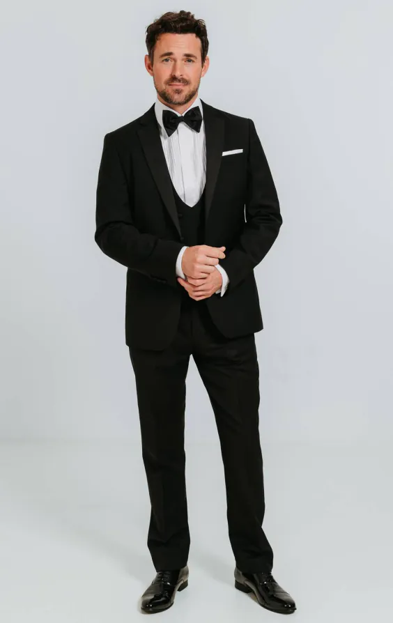 Black 100% Wool 3 Piece Tuxedo with Notch Lapel - photo 1 Black 100% Wool 3 Piece Tuxedo with Notch Lapel - photo 1