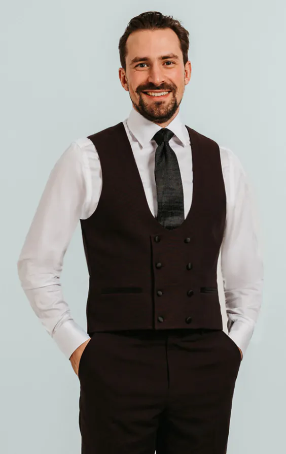 Burgundy 3 Piece Tuxedo with Peak Lapel - photo 7 Burgundy 3 Piece Tuxedo with Peak Lapel - photo 7