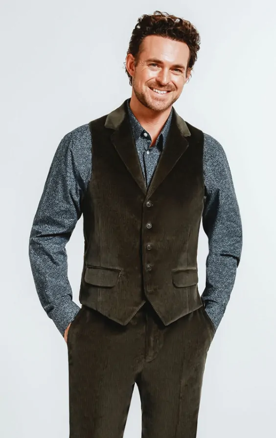 Double Breasted Green Corduroy 3 Piece Suit thumbnail 8