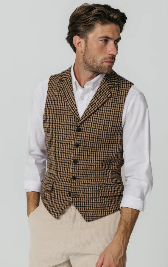 Brown Houndstooth Tweed Waistcoat thumbnail 2