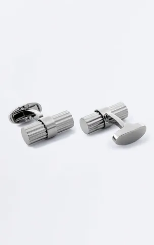 Silver-coloured solid bar wedding cufflinks with a ridged finish.